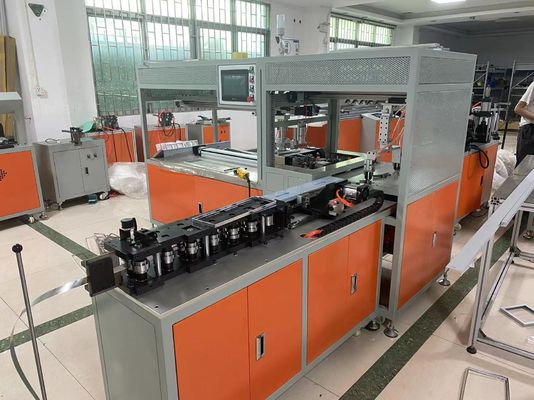 Automatische machine voor het maken van luchtfilterframe met instelbare filtermedia en aanraakscherm